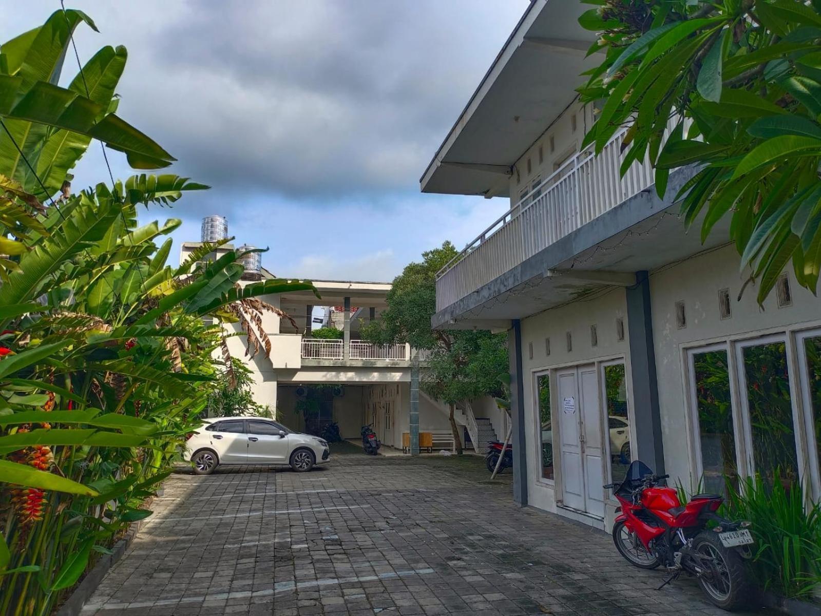Oemah Jawa Guesthouse Jembel 外观 照片
